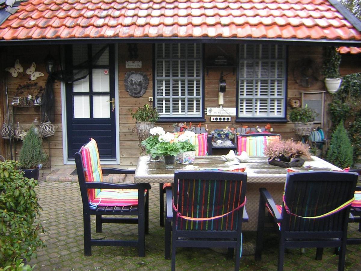 Prive Tuinhuis B&B Elly Sint Pancras Luaran gambar