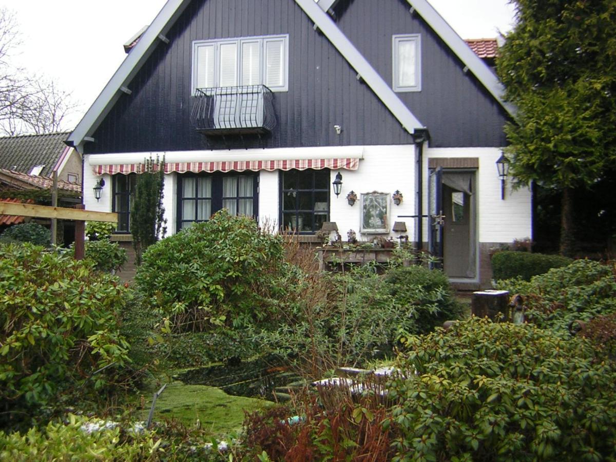 Prive Tuinhuis B&B Elly Sint Pancras Luaran gambar