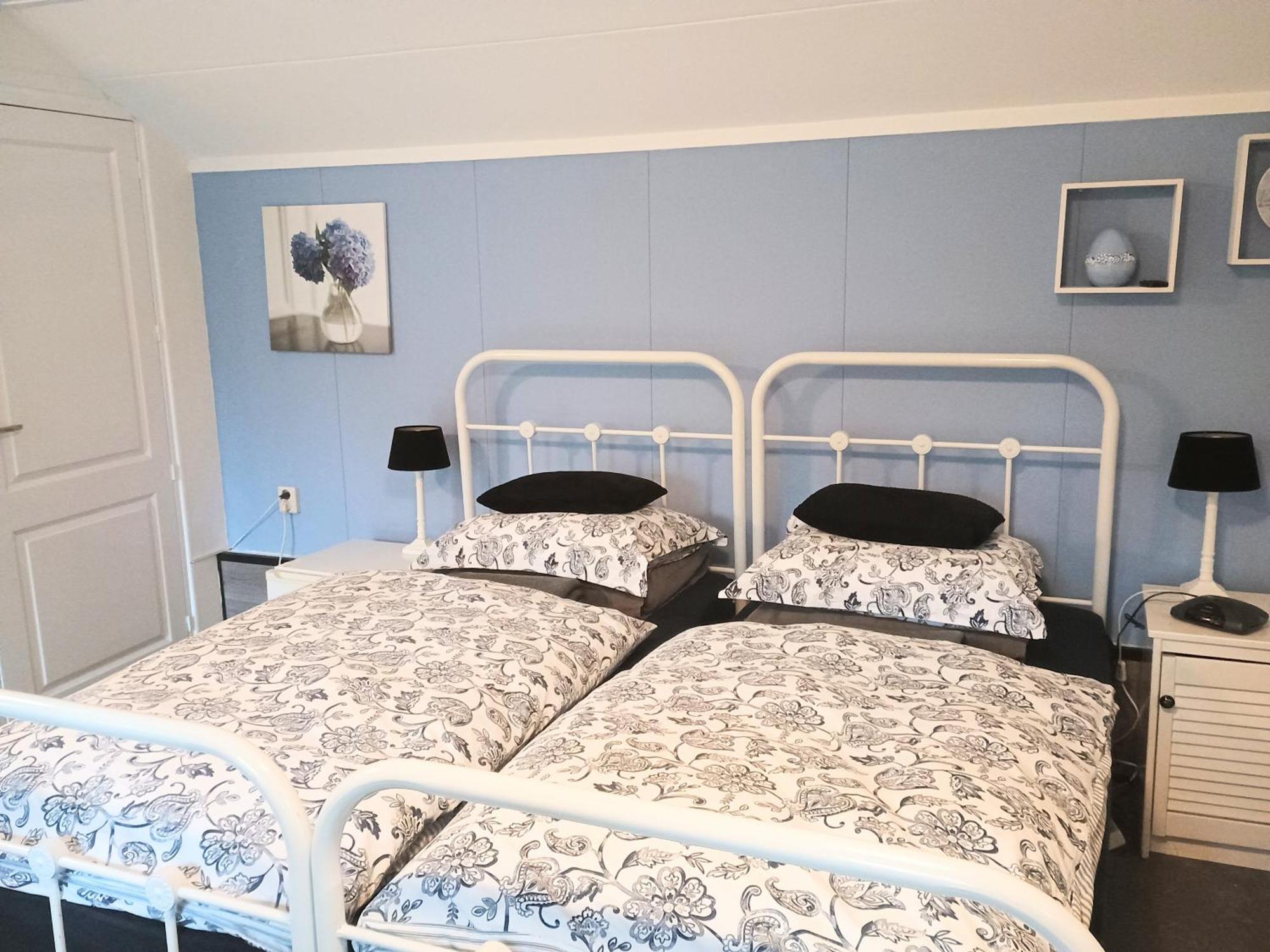 Prive Tuinhuis B&B Elly Sint Pancras Luaran gambar